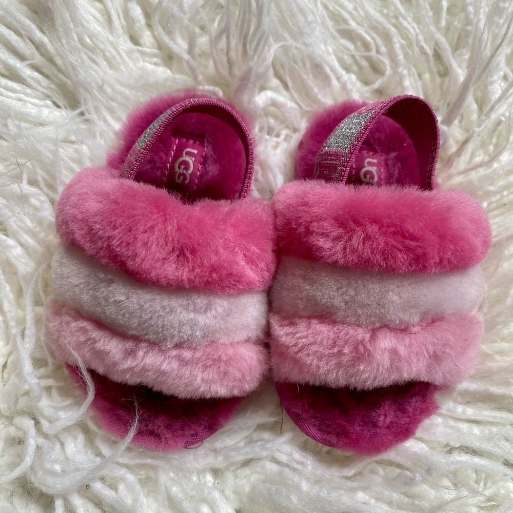 Ugg Fluff Yeah Slides (toddler 7)